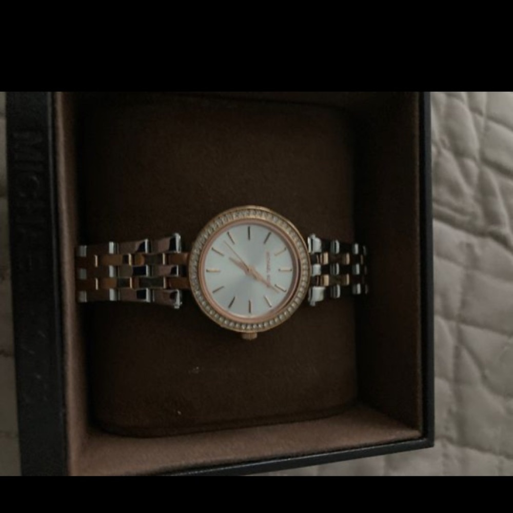 Woman’s Michael Kors Watch*needs a new battery*